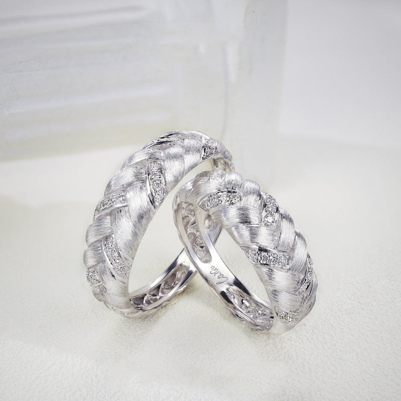 Fashionable Simple Diamond Brushed Ring