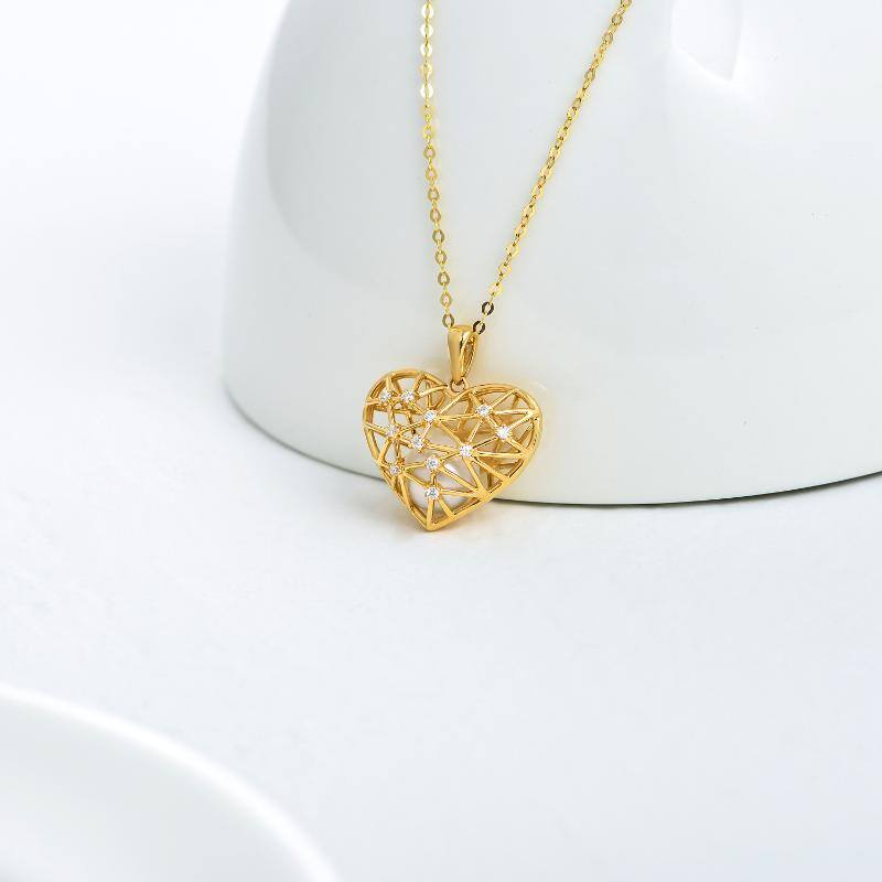 10K Gold Moissanite Hollow Heart Pendant Necklace