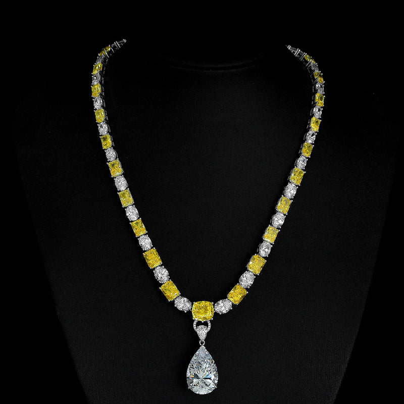 42 Carat Goose Yellow High-end Pendant Necklace