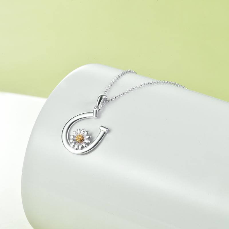 Sterling Silver Daisy Horseshoe Pendant Necklace